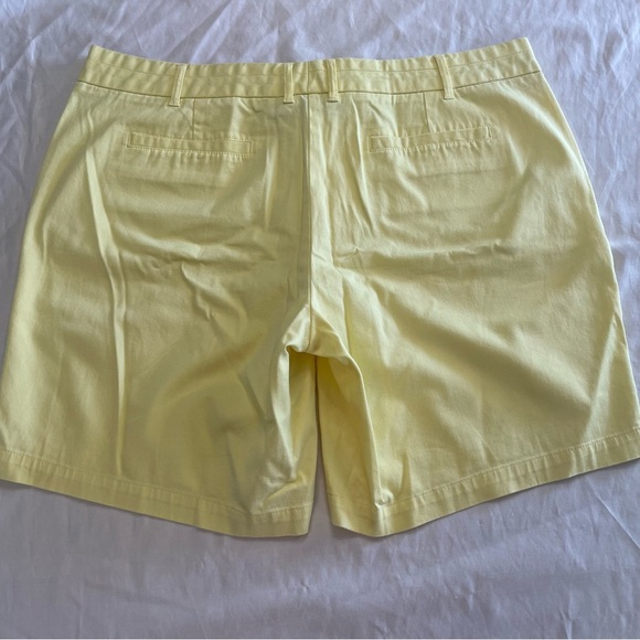 Land’N Sea 16 Women’s Shorts Pastel Yellow PRELOVED - Picture 14 of 15